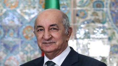 صورة الرئيس تبون يعين كمال بوشامة وأبو جرة سلطاني عضوين في مجلس الأمة