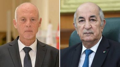 صورة الرئيس تبون يتلقى مكالمة هاتفية من نطيره التونسي