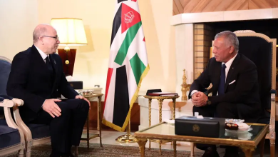 صورة الملك الأردني يستقبل الوزير الأول أيمن بن عبد الرحمان