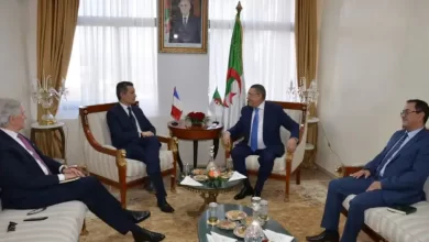 صورة وزير الداخلية الفرنسي في زيارة إلى الجزائر تدوم يومين
