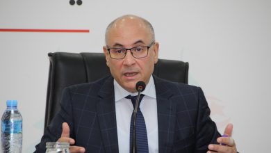 صورة تعرف على خليفة كمال رزيق في وزارة التجارة