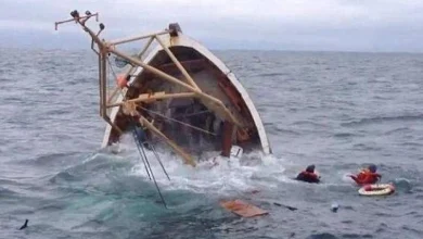 صورة تيبازة.. إنقاذ 3 أشخاص وفقدان آخر في اصطدام بين باخرة وقارب