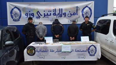 صورة الإطاحة بشبكة إجرامية سرقت قرابة المليار سنتيم من منزل بالعنف والتهديد