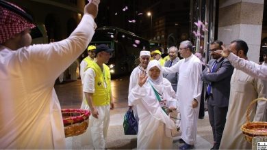 صورة وصول أول فوج من الحجاج الجزائريين إلى مكة المكرمة