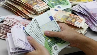 صورة تعرف على سعر صرف 100 أورو مقابل الدينار في “السكوار” وفي البنك اليوم